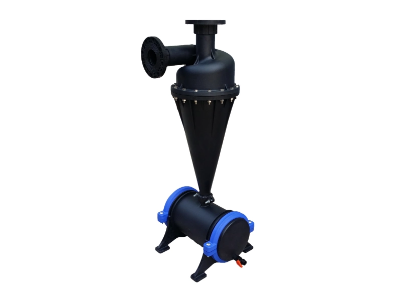 Fertilizer integrated plastic centrifugal filter